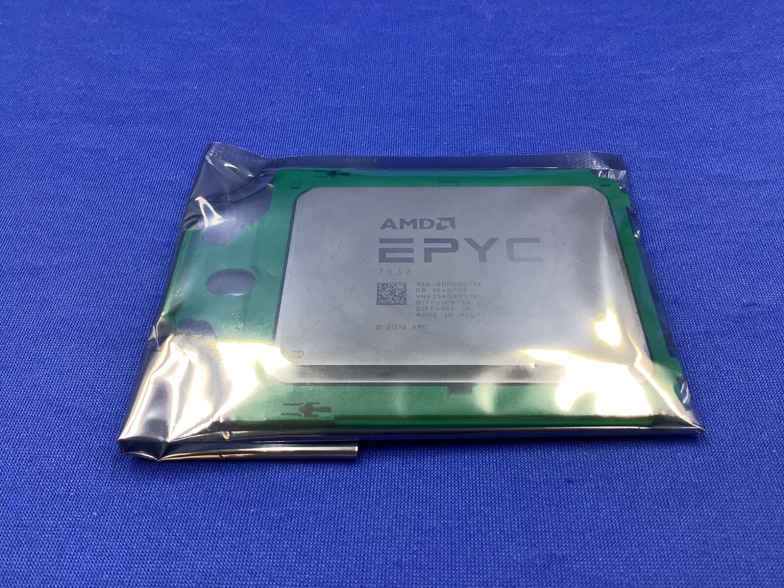 Dell Locked - AMD EPYC 7532 CORE 2.4GHZ 256M CPU DELL SERVER ONLY
