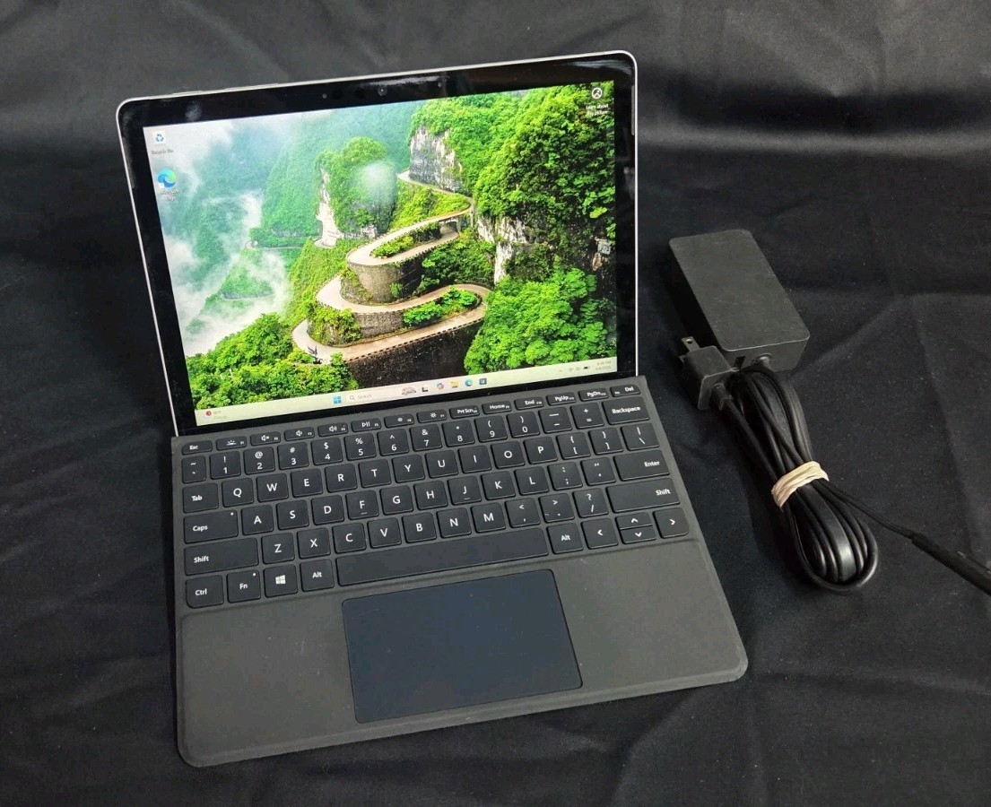 Microsoft Surface Go 2 touchscreen intel M3 8th 8GB 128GB Win11p Kb 1927 GRADE B