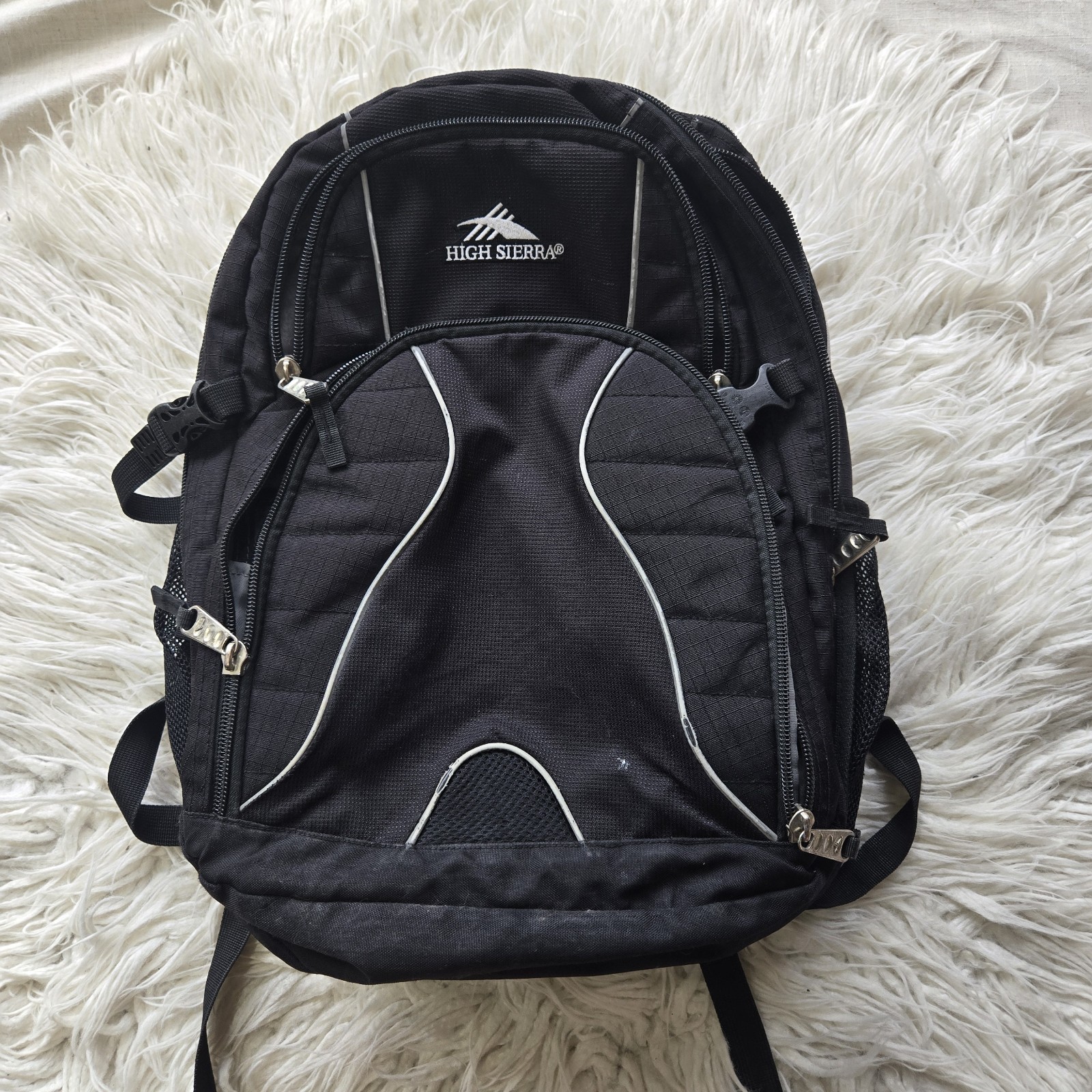 High Sierra Swerve Laptop Backpack Black -Fits up to 17" Laptops
