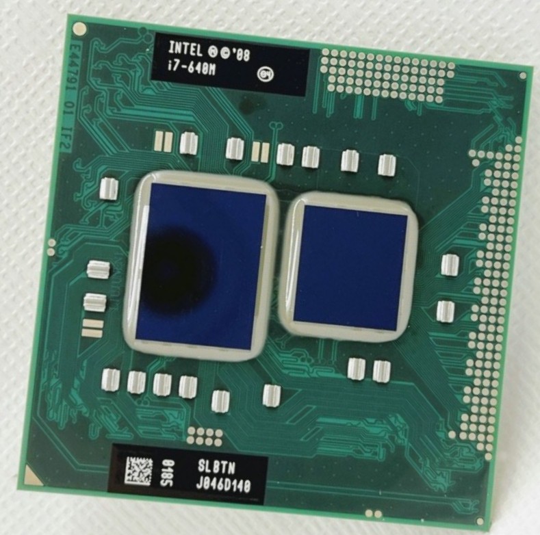 Intel Core i7-640M 2.8 GHz 4M Dual Core Processor Laptop CPU G1 SLBTN Socket G1