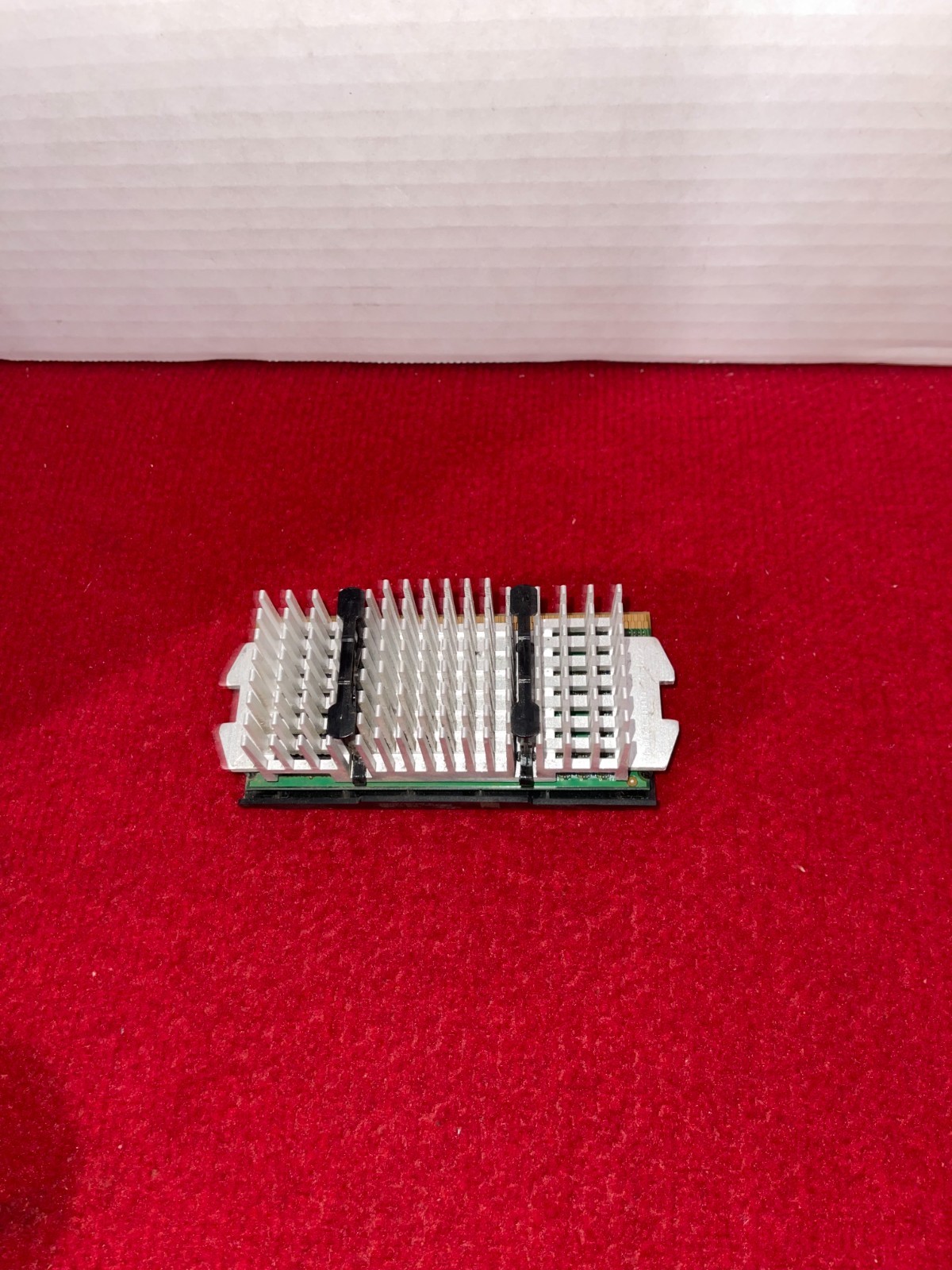 Lot of 2 Intel Pentium-II CPU 400Mhz 512 100FSB Slot1 SL357 400/512/100/2.0V S1