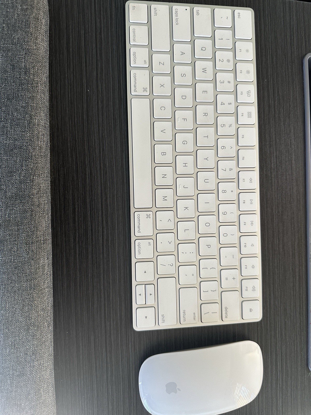 Apple Wireless Magic Keyboard 2 & Mouse 2 A1644/A1657