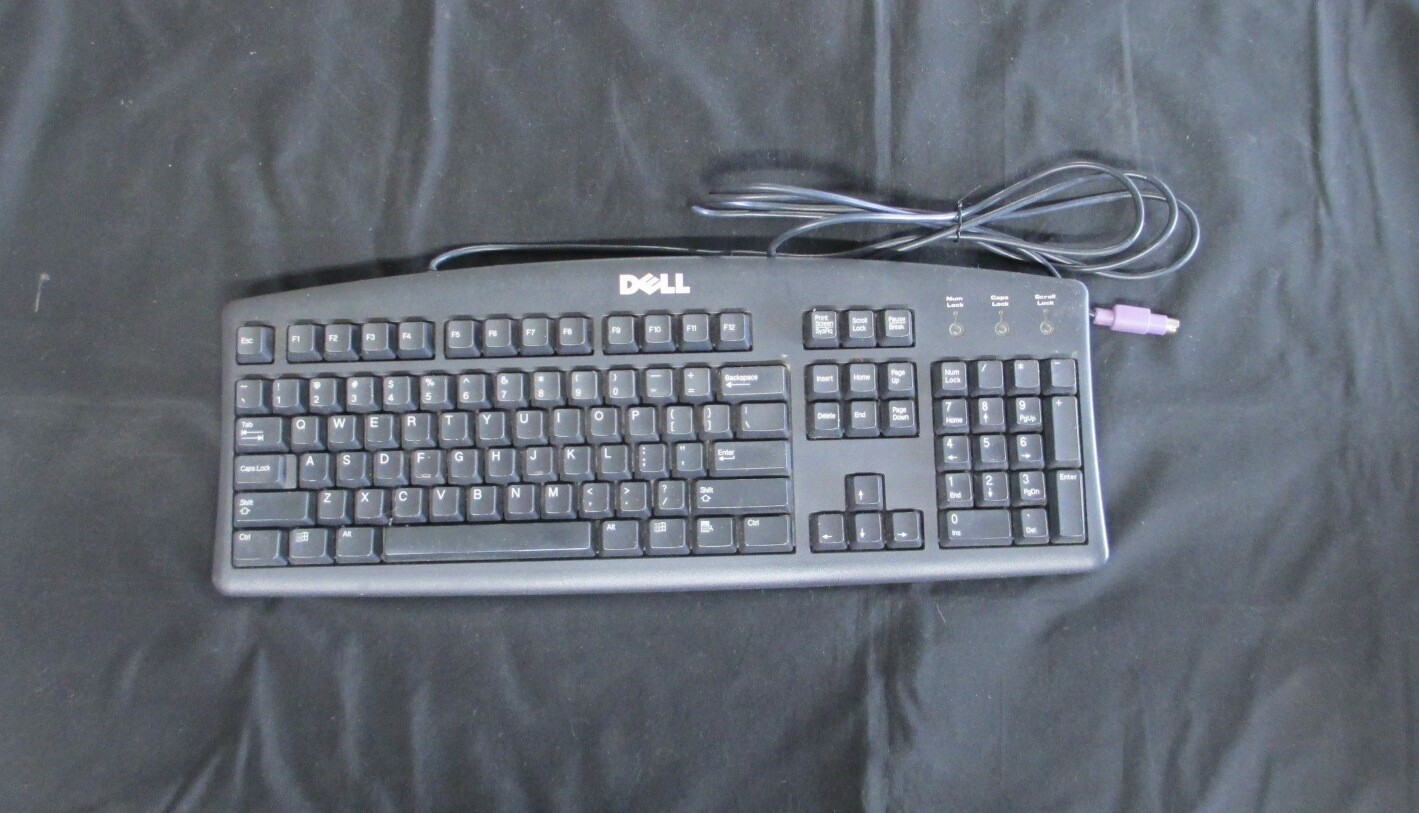 Dell Black PS/2 Keyboard 7N242 SK-8110 for PC/Windows  07N242 Great Condition