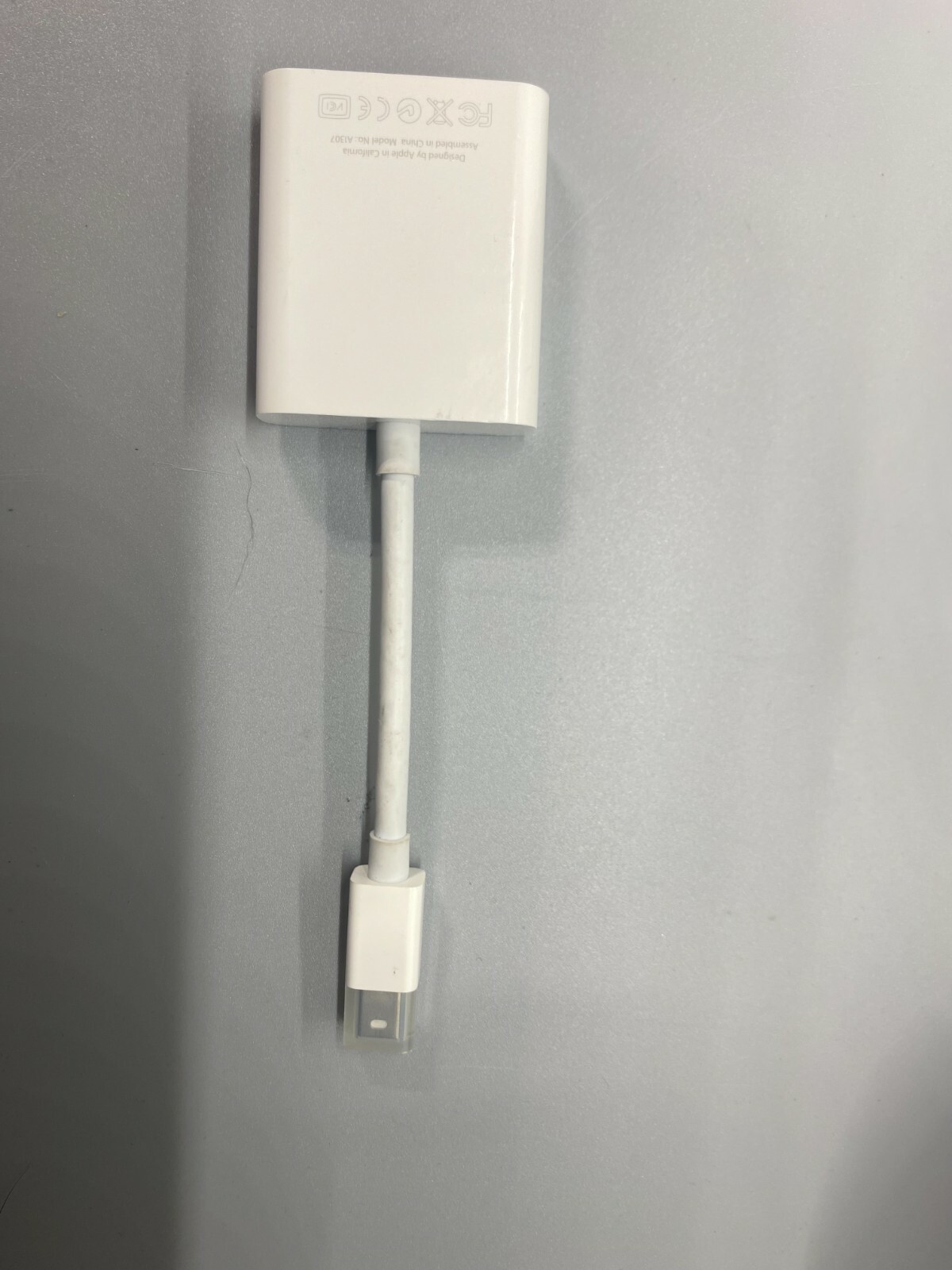Apple Mini Display Port VGA Adapter A1307 Original Apple 