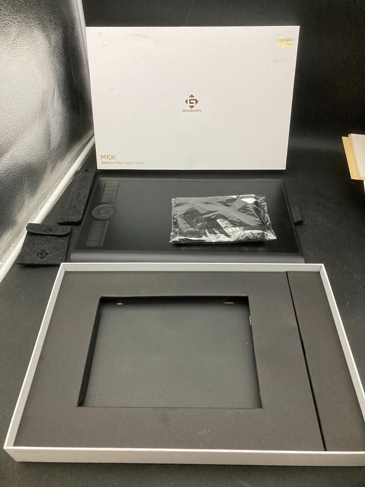 Gaomon M10K 2018 Battery Free Graphic Tablet Appears Unused