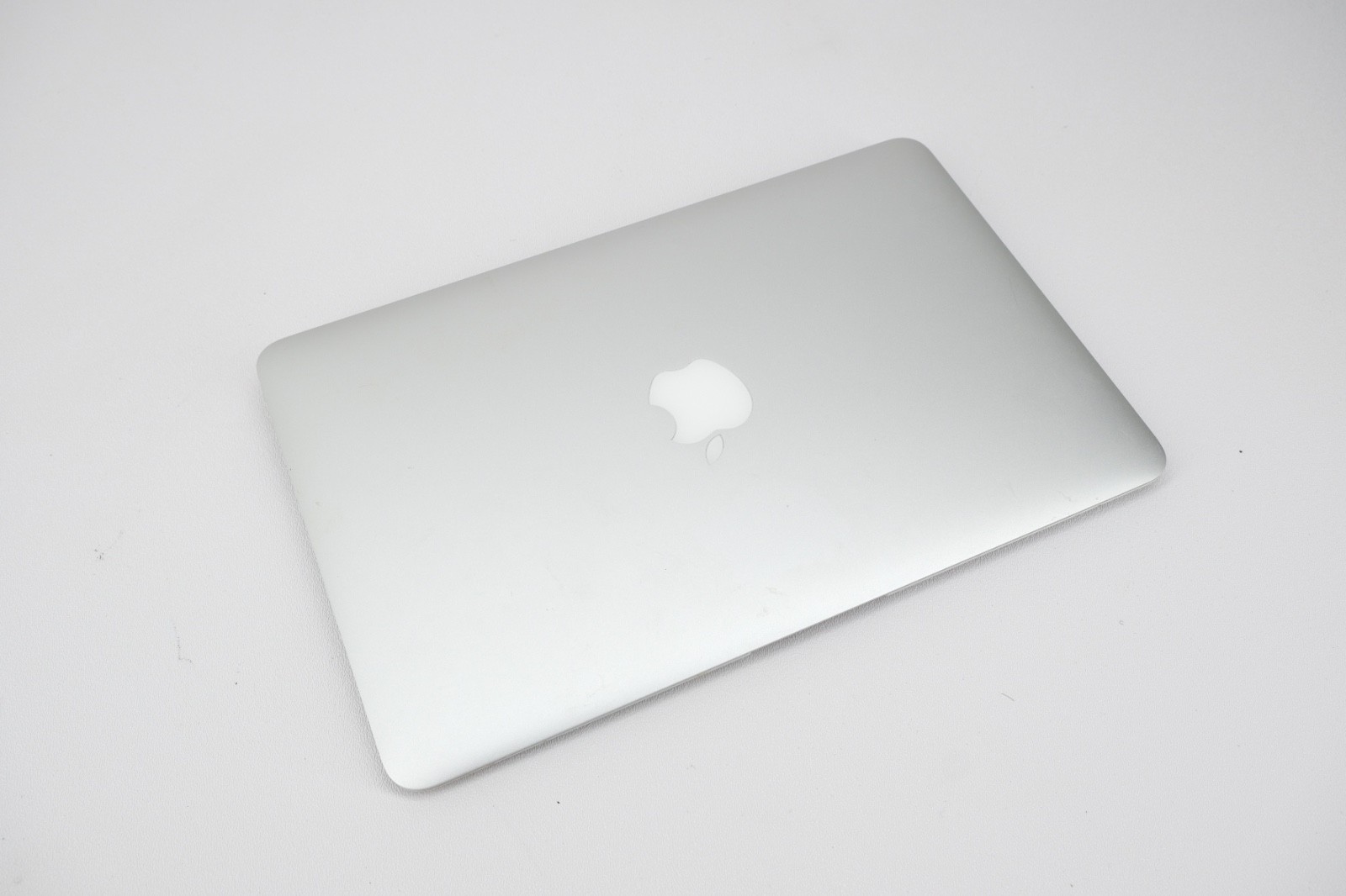 MacBook Air 11" Early 2014 1.4 GHz Dual Core Intel i5