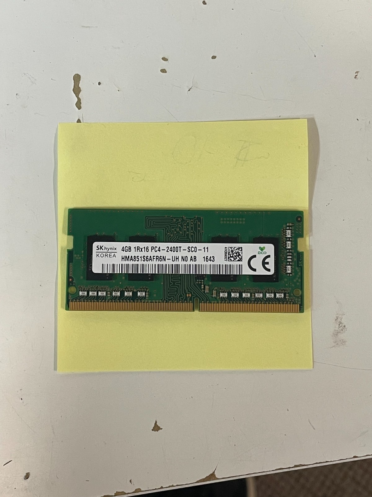 SK hynix HMA851S6AFR6N-UH DDR4 SDRAM 260 Pin Memory Module