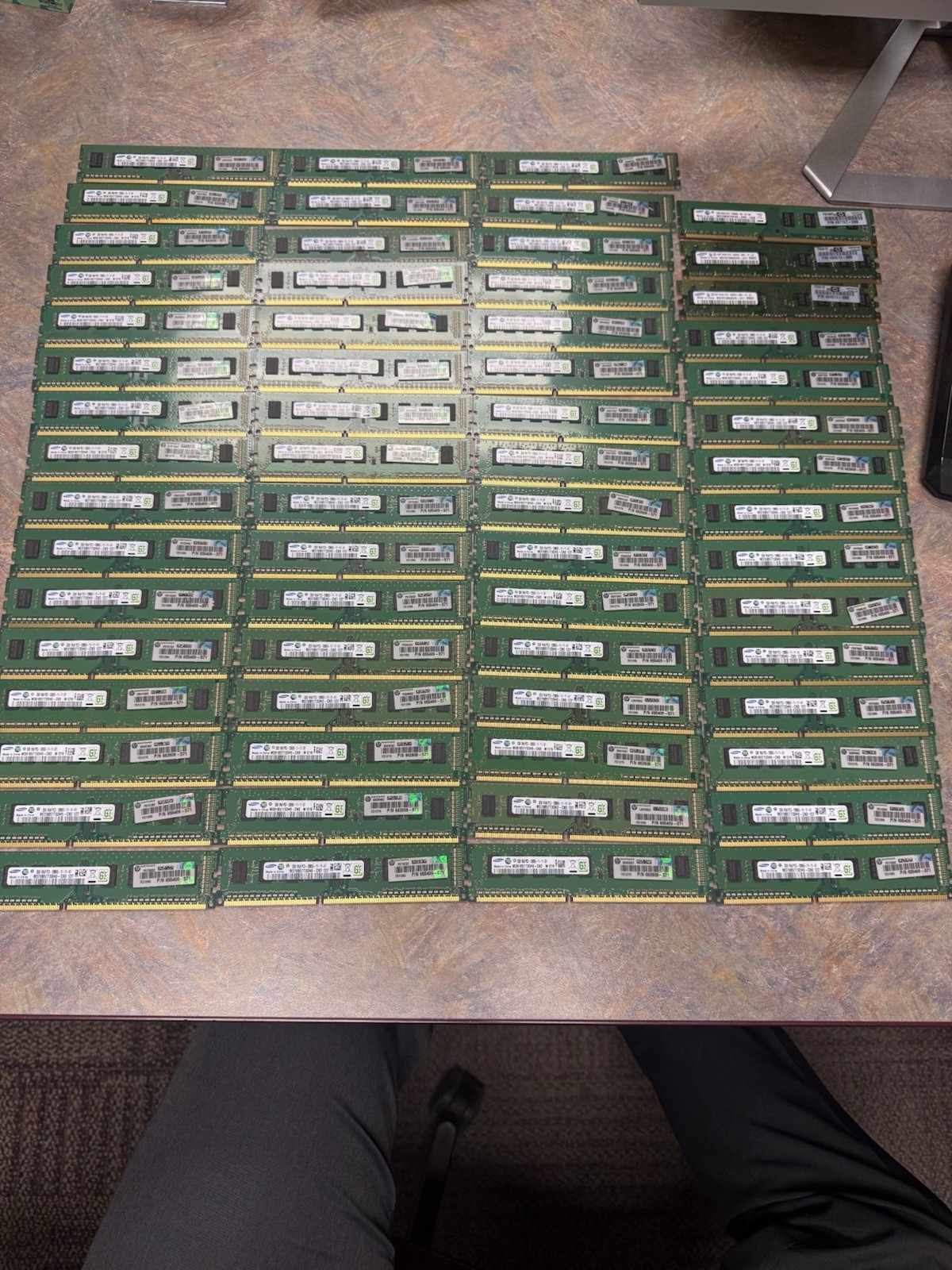 HUGE MIXED LOT DDR4 and DDR3 