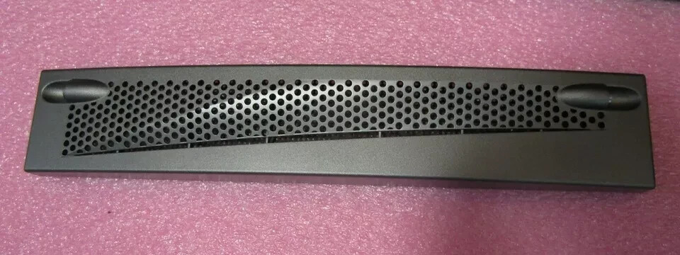 100-561-046 DELL 2U Filler Panel - CX3 Series NO EMC Logo