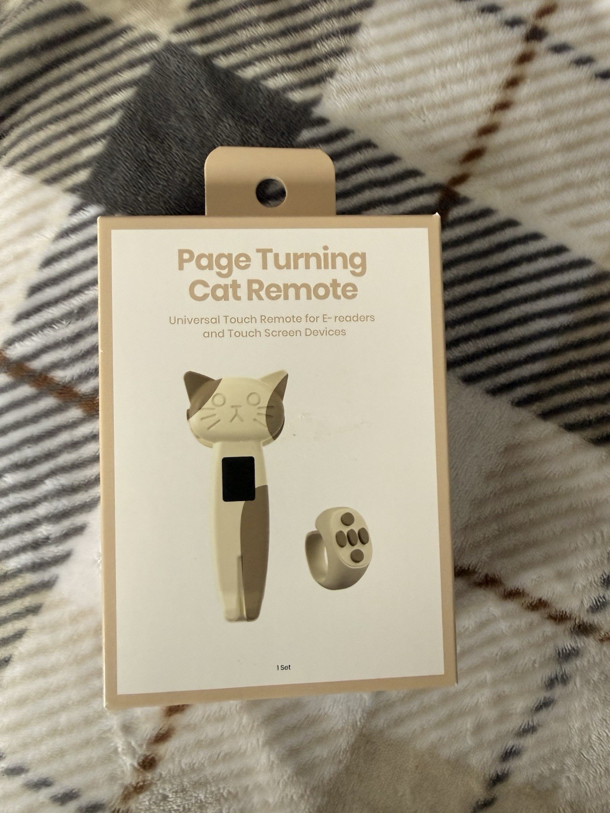 GEMS Universal E-Reader Finger Remote Brown Spots Cat USB-C Motion Controller