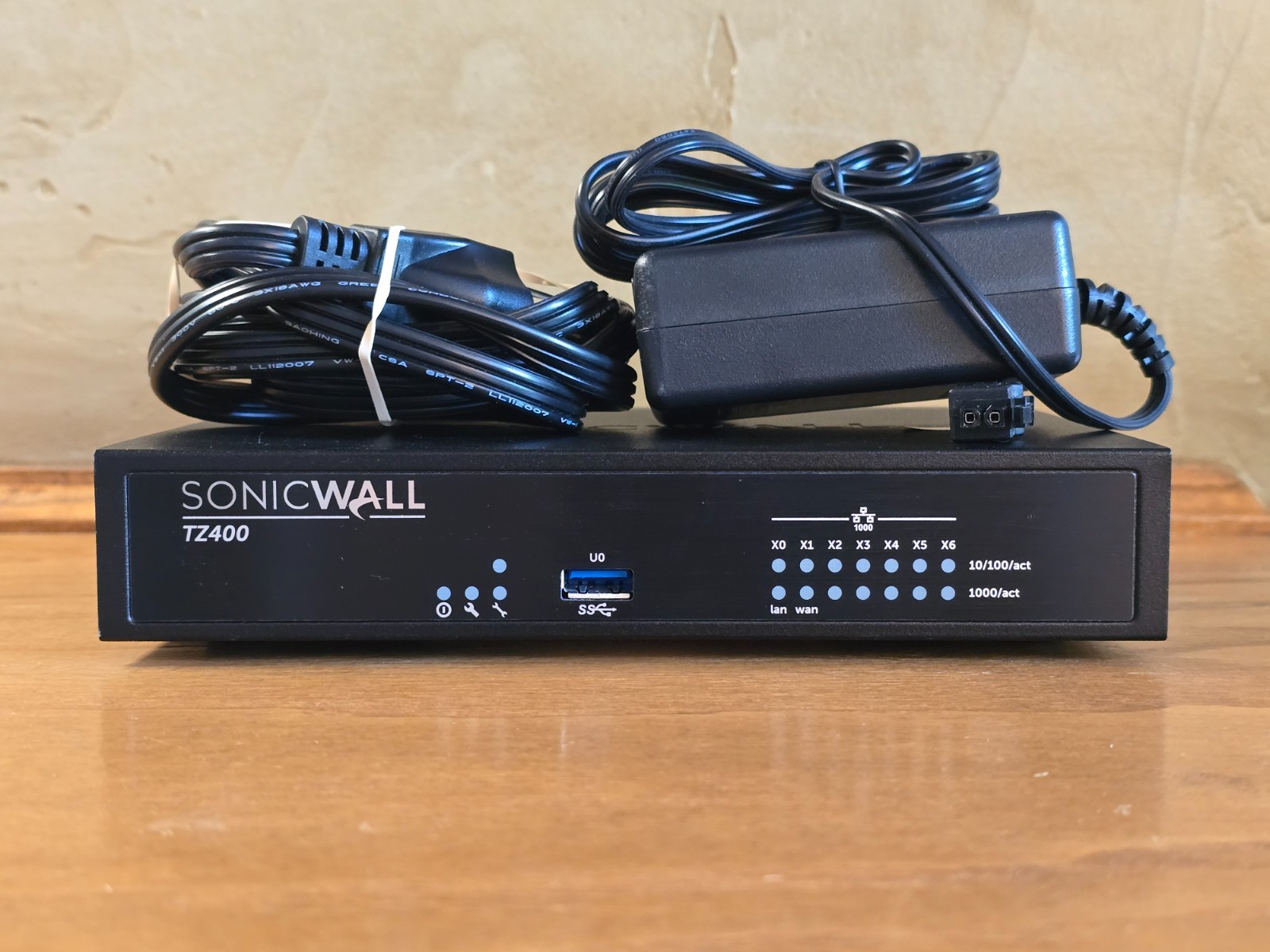 Dell SonicWall TZ400 🔥APL28-0B4 Firewall VPN Appliance w/ Power Supply & Cord🔥