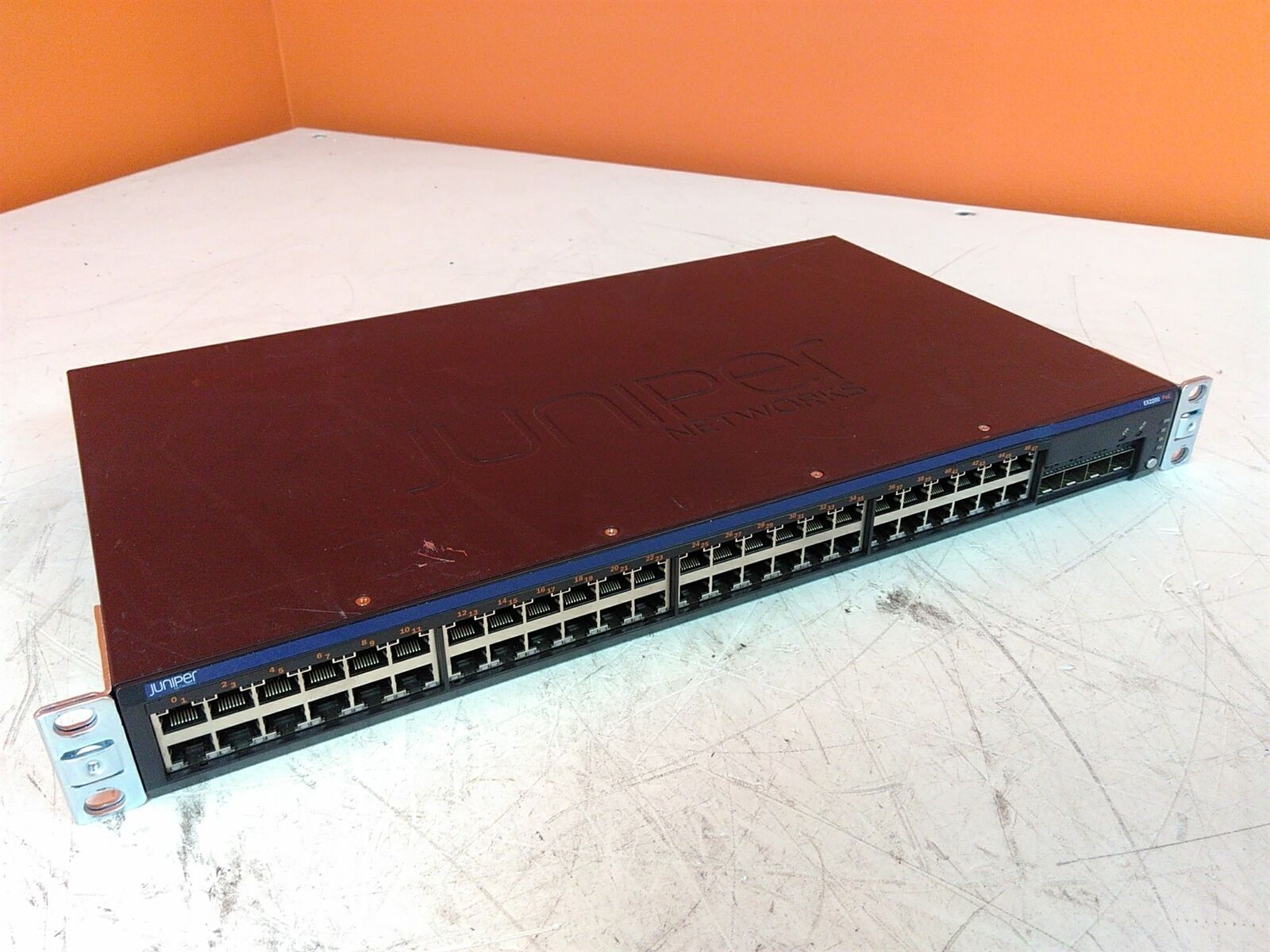 Juniper Networks EX2200-48P-4G 48 Port PoE Switch 