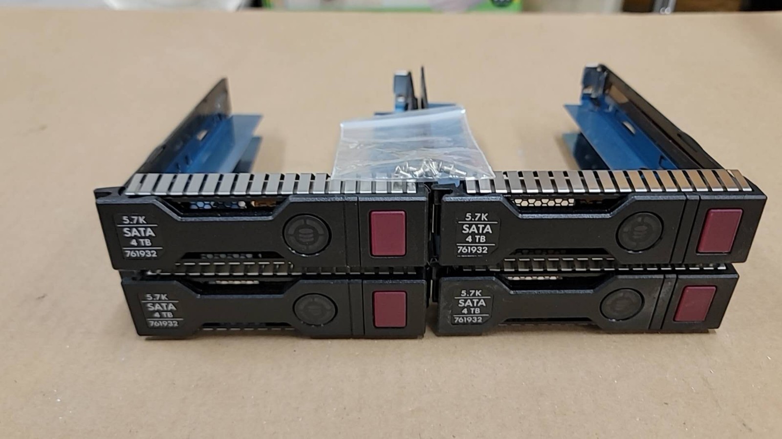 4pcs HP Original 651314-001 3.5 HDD DriveCaddy For HP DL360p DL380 G8 G9