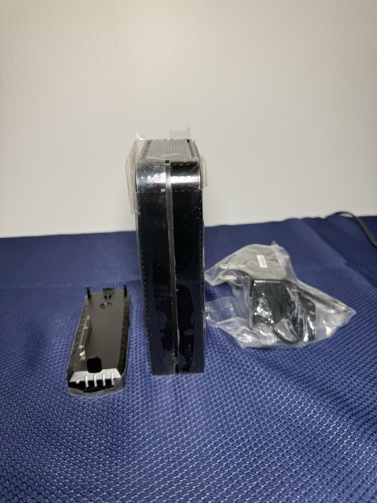 Seagate FreeAgent GoFlex Desk 2TB External Hard Drive With Base Dock Open Box