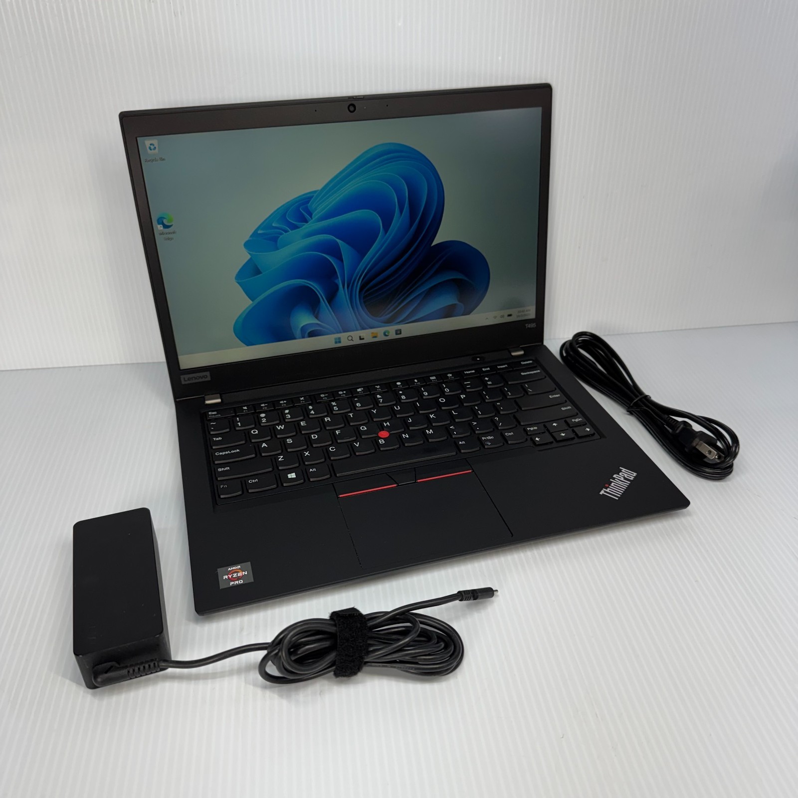 Lenovo ThinkPad T495 Ryzen 7 14" Windows 11 Pro Laptop 256GB NVMe SSD 16GB