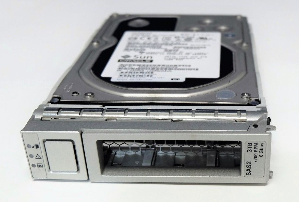 Sun Oracle 3TB 7.2K SAS 3.5" HUS723030ALS640 7010036 7021037 Hard Drive + Caddy