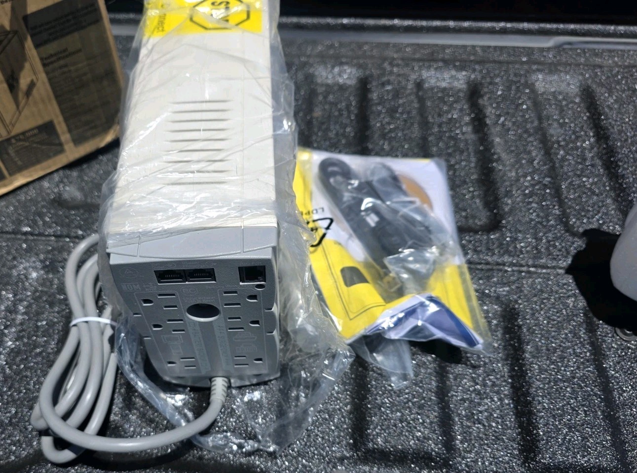 APC Back-UPS 350 (BK350) UPS System