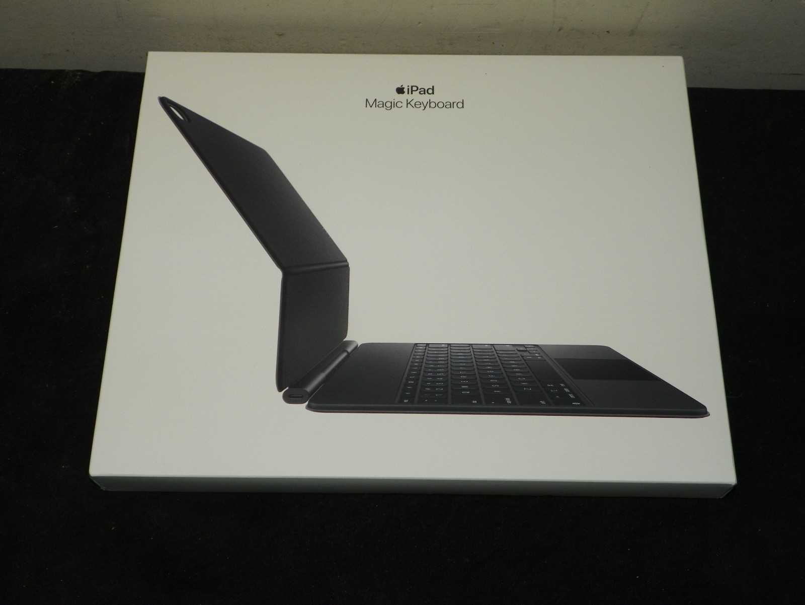 New Sealed Apple A3340 Black Magic Keyboard Case for iPad Air 13-inch M2 M3 M4