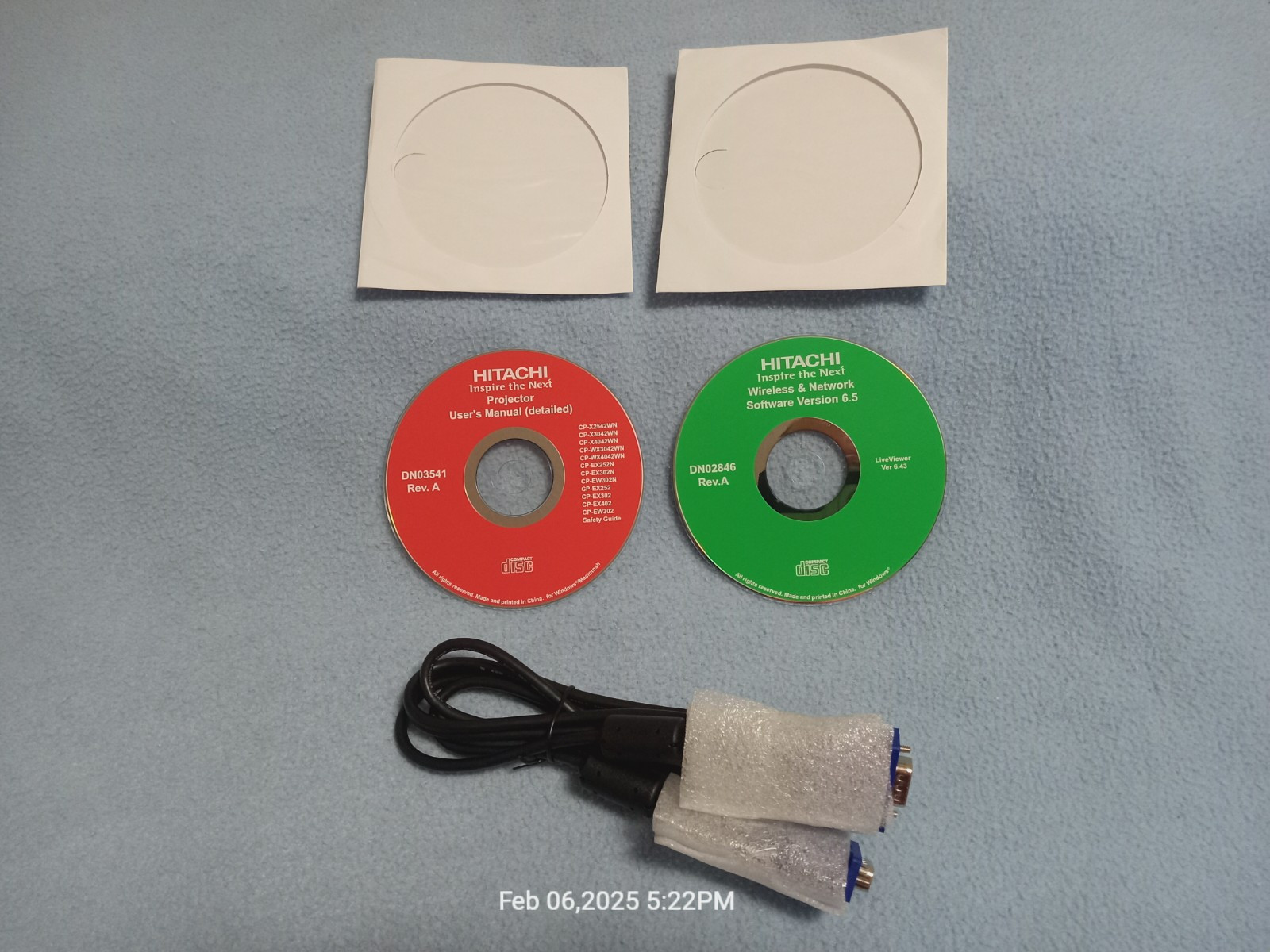 NEW HITACHI - INSPIRE THE NEXT PROJECTOR - USER MANUAL - DRIVER SOFTWARE + VGA