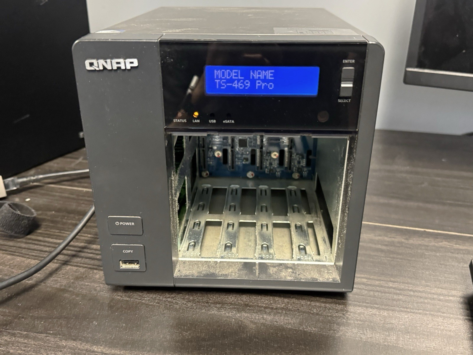 QNAP TS-469 Pro Turbo NAS 4-Bay Diskless w/ LCD, USB/eSATA/Ethernet