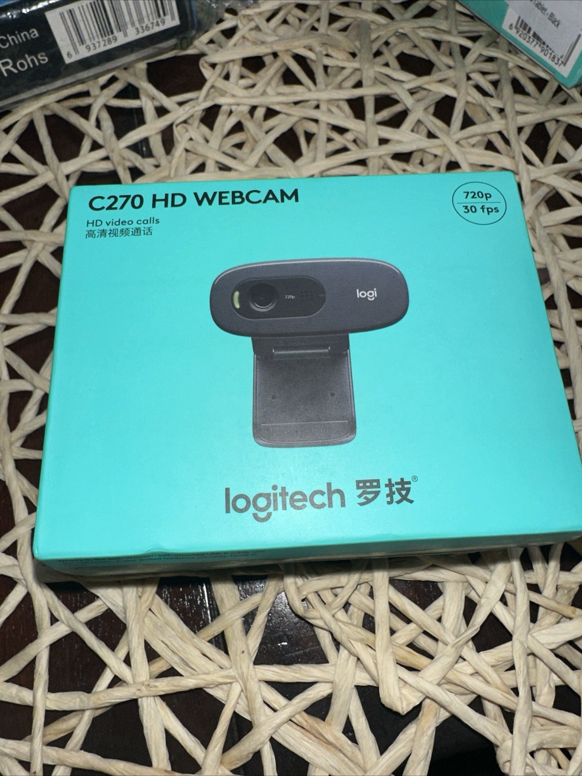 Logitech C270 Web Camera 720p HD VIDEO CALLS  Brand NEW In Box SEALED -E1