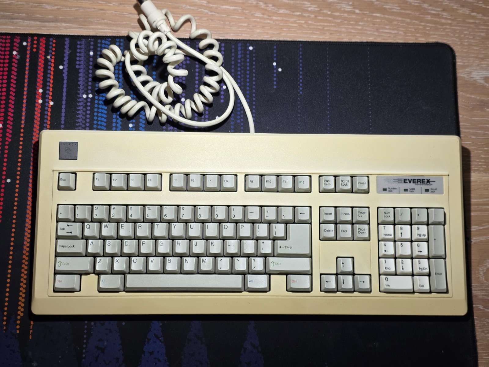 Vintage Everex Systems 116920-001 PRT-00120-00 QWERTY Enhanced Keyboard