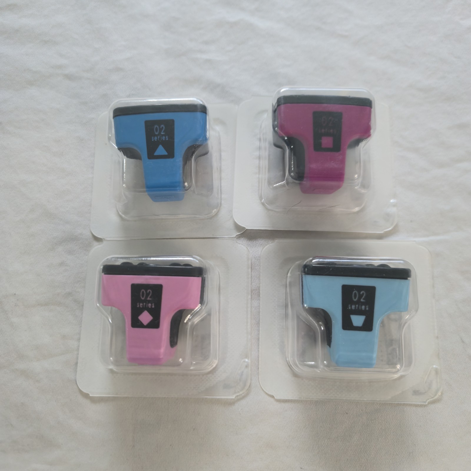 HP INVENT 02 INK CARTRIDGES Lot Of 4.    0876
