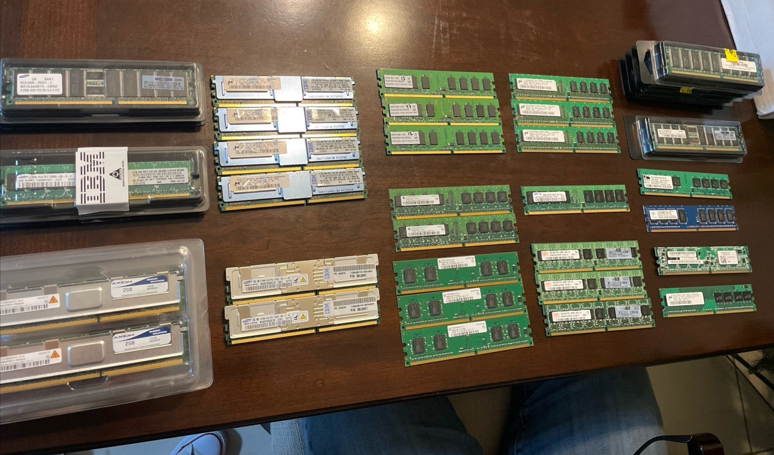Lot of 40 Pieces Desktop And Server RAM Memory Modules Mixed - 3 Pounds