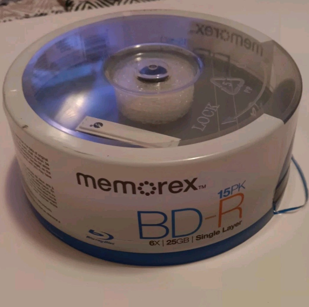 Memorex Blu-Ray Disc BD-R 6X 25GB Single Layer Discs 15 Pack Factory Sealed