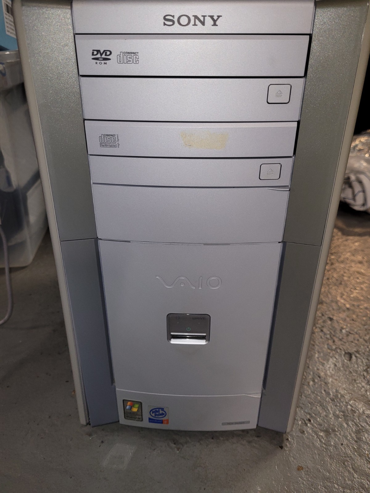Sony Vaio PCV-RX560 Intel Pentium 4 1.5GHz 384MB Ram With Keyboard 