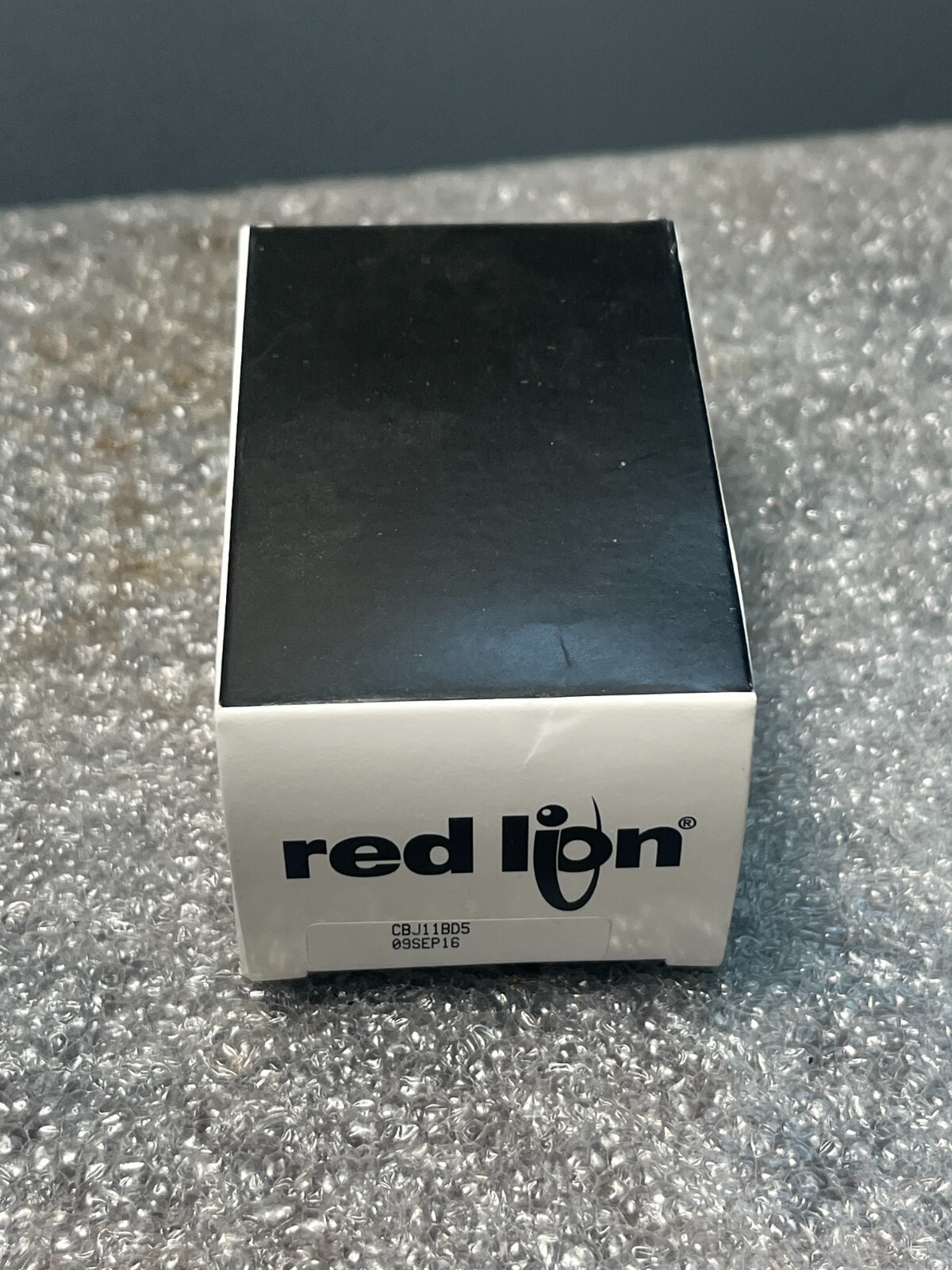 NEW Red Lion CBJ11BD5 RJ11 jumper 6 inch