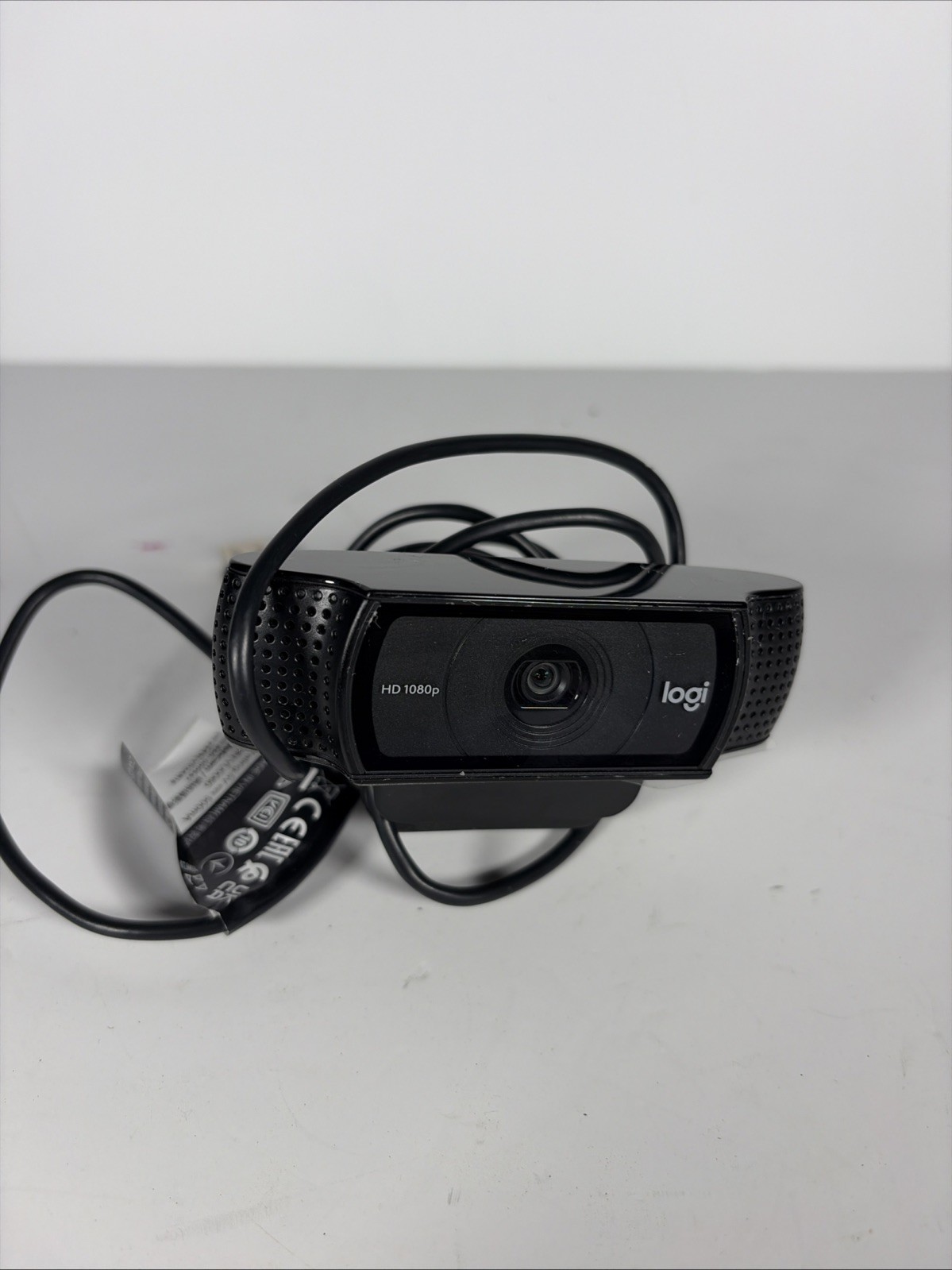 Logitech C920s Pro HD VU0060 USB Wired Webcam 860-000587 - Webcam Only