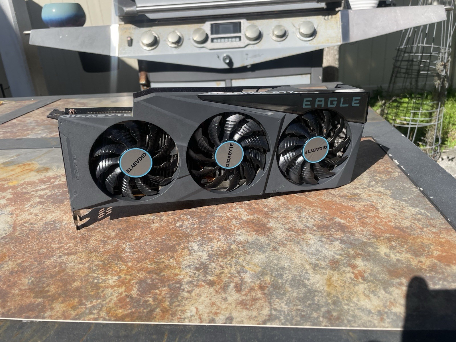 Gigabyte RTX 3080 Ti Graphics Card For Parts Unit No Power