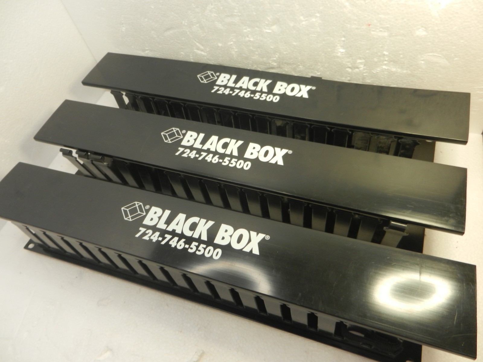 3X LOT - BLACKBOX Rack Mount Cable Management Track hideaway BLACK BOX COVERS