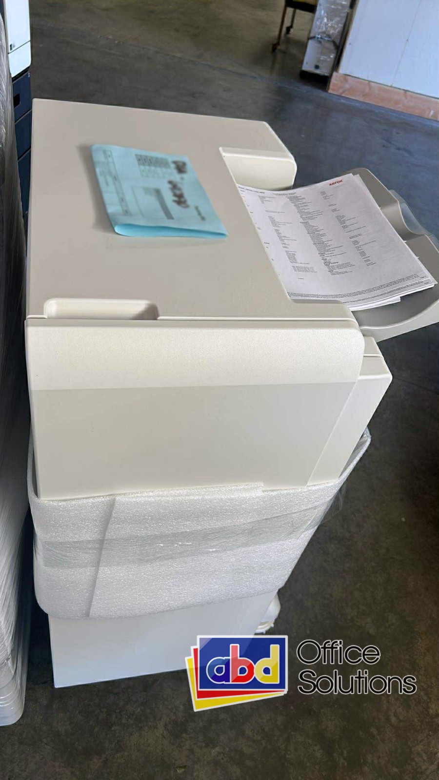 Xerox BR Booklet Maker Finisher With 2 3 Hole Punch D4A 7970 C60 C70 Versant 80