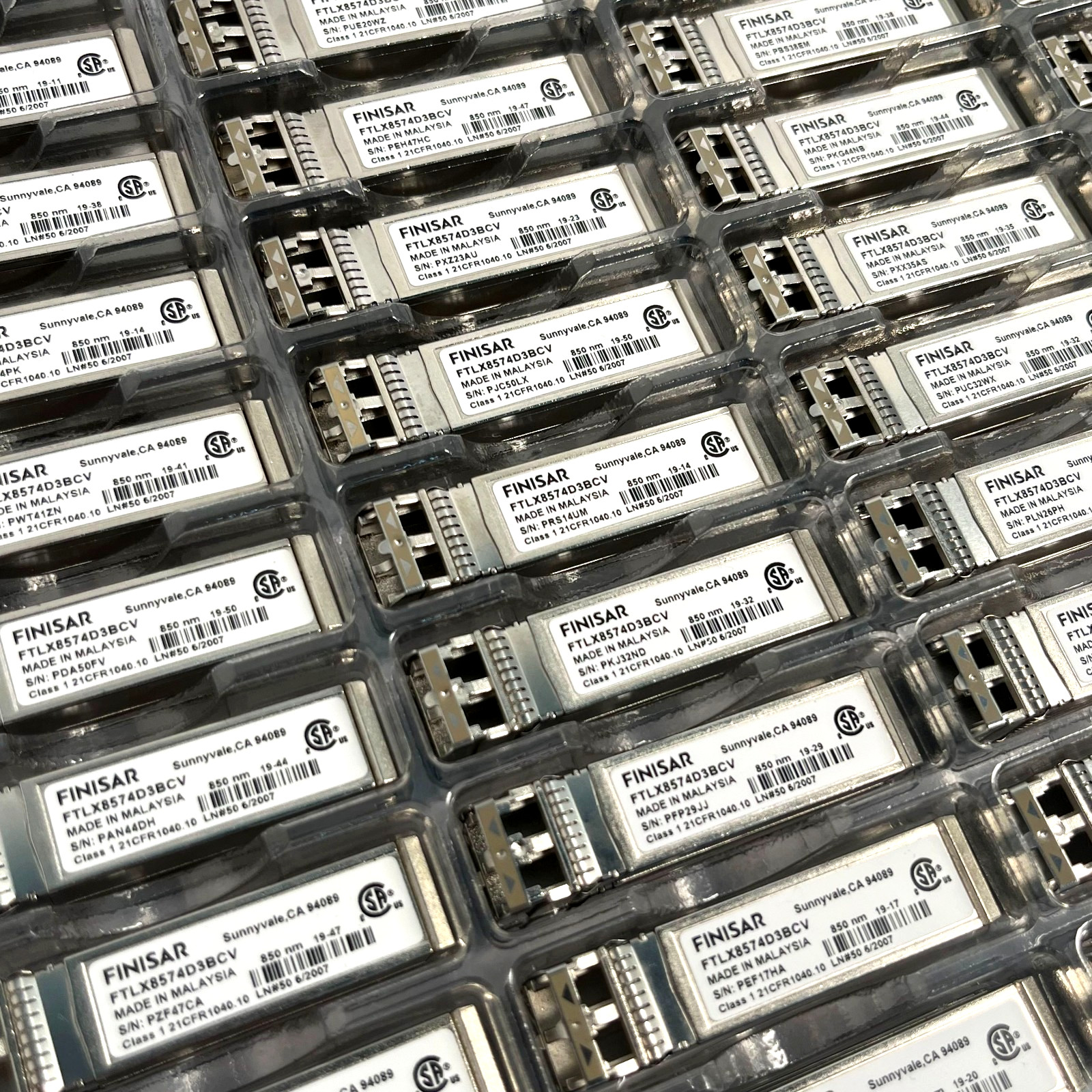 Finisar 10Gbe FTLX8574D3BCV 10G SR SFP+ Fiber Optic Transceiver Module LC MMF