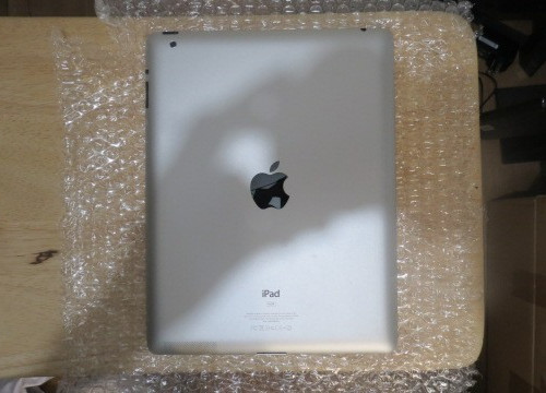 Apple iPad (3rd Generation) A1416 16 GB, Wi-Fi, 9.7 in - Black