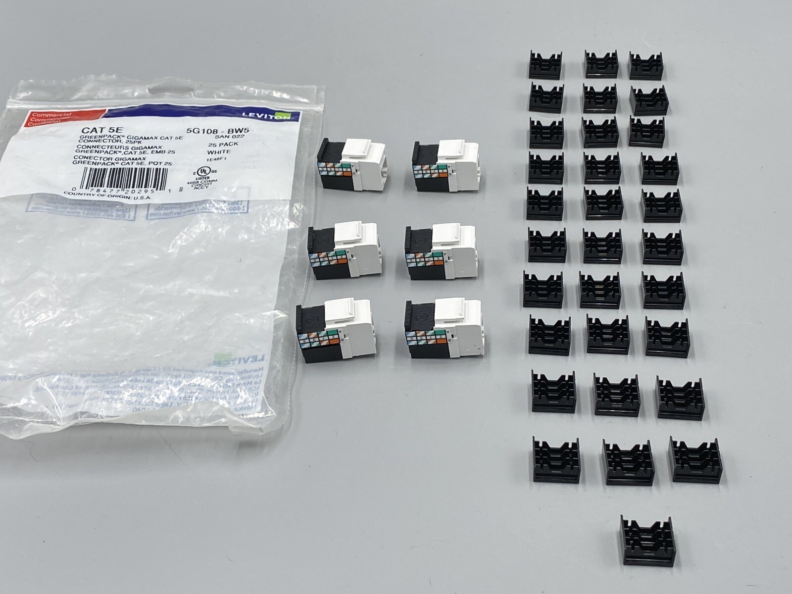 Leviton Gigamax Cat 5e Connector Open Pack (6 Complete) 31 Extra Clips 