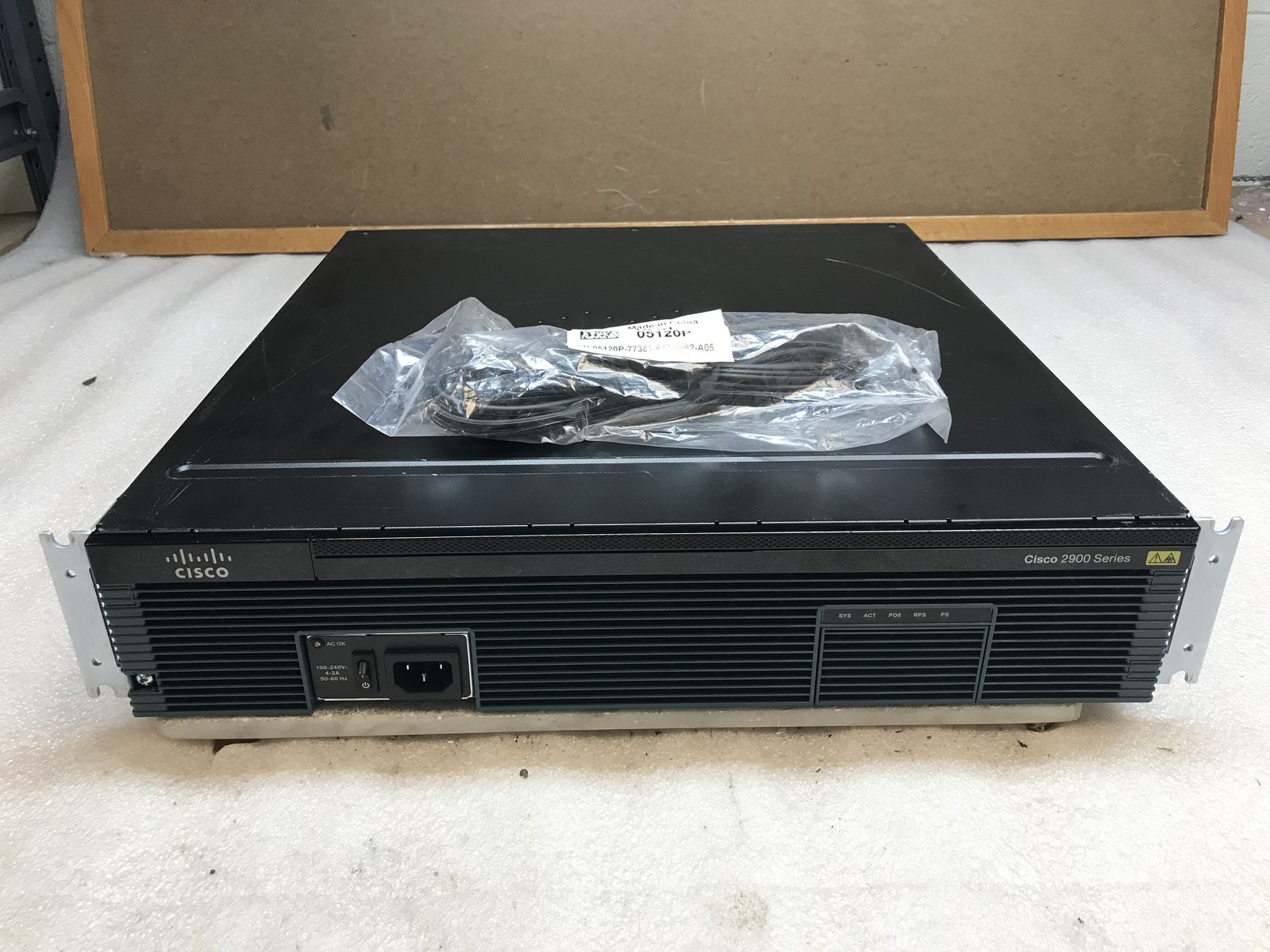 Cisco 2921 ISR Integrated Services Router K9 V08 RACK EARS PWR CBL