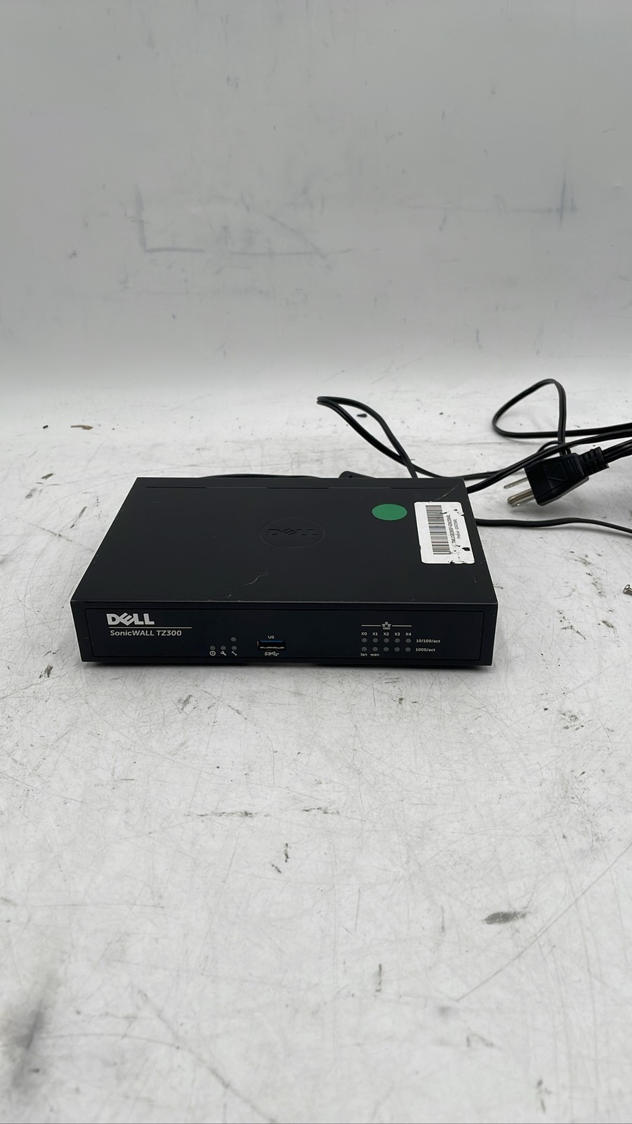 Dell SonicWALL TZ300 APL28-0B4 Network Security Firewall Appliance