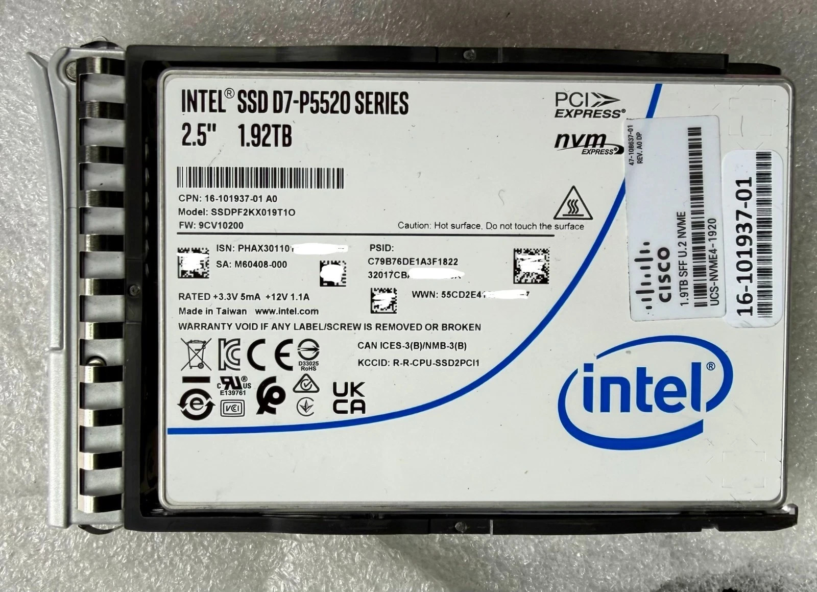 Intel SSD D7-P5520 1.92TB NVMe with Tray