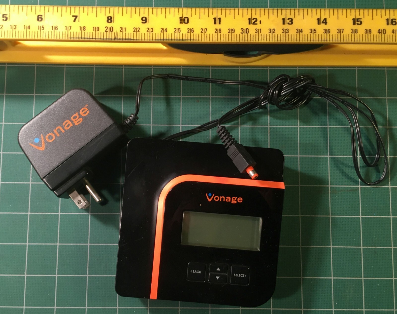 Vonage VDV21-VD VOIP Phone Adapter System with OEM power cord - used but good