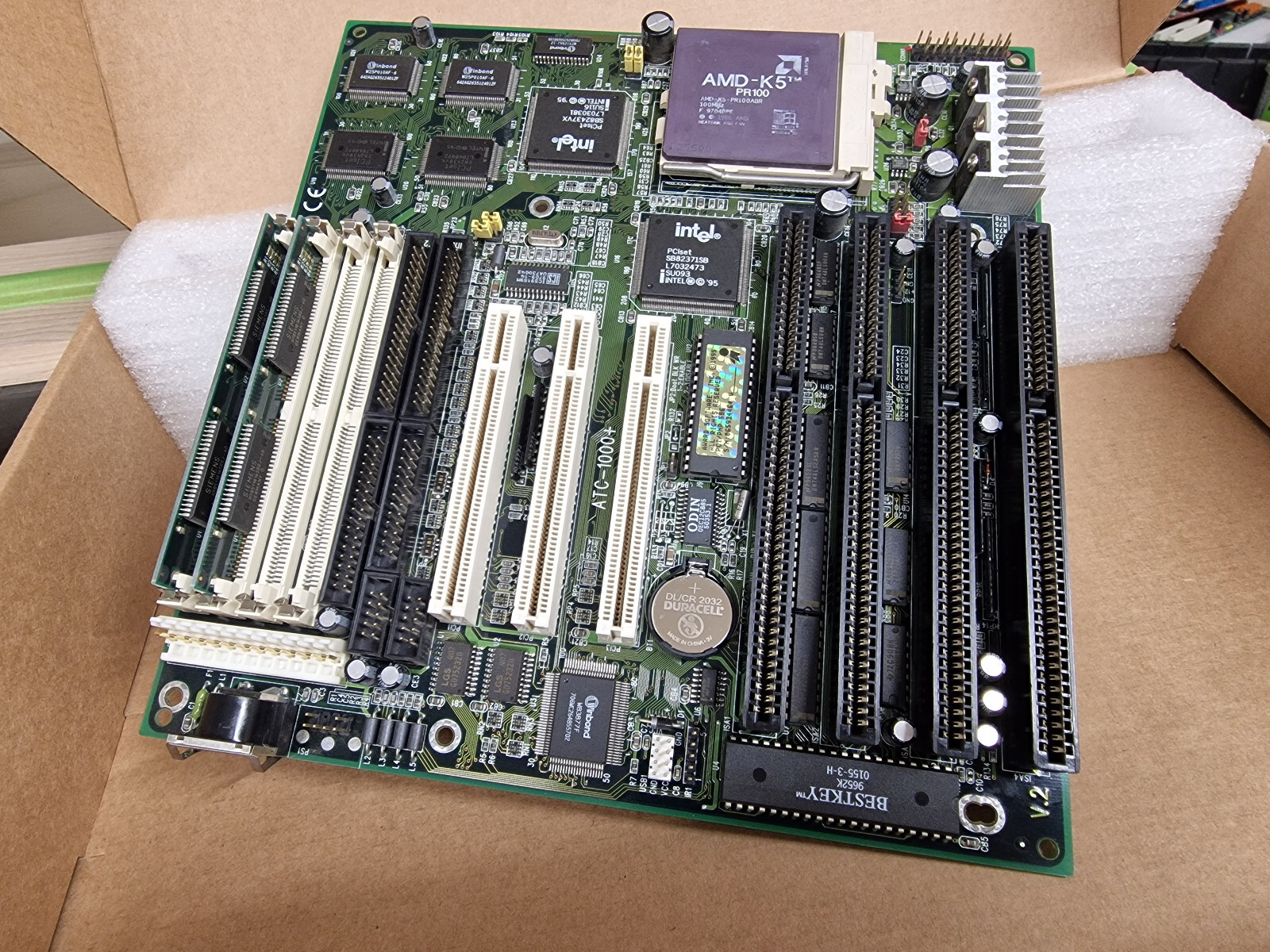 Computer Motherboard A-trend ATC-1000 / EDO Slot 8MB / Socket 7 CPU AMD K5