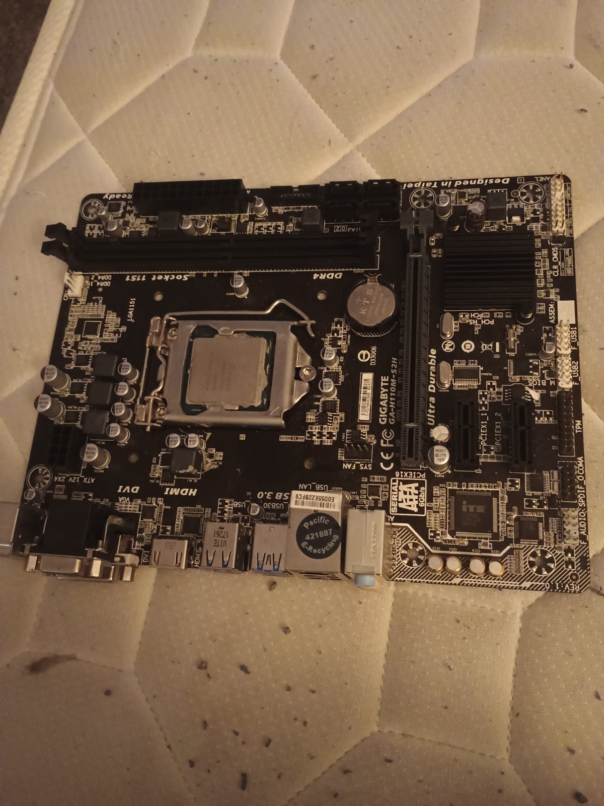 Gigabyte Ga H110m-s2h With I6-6600