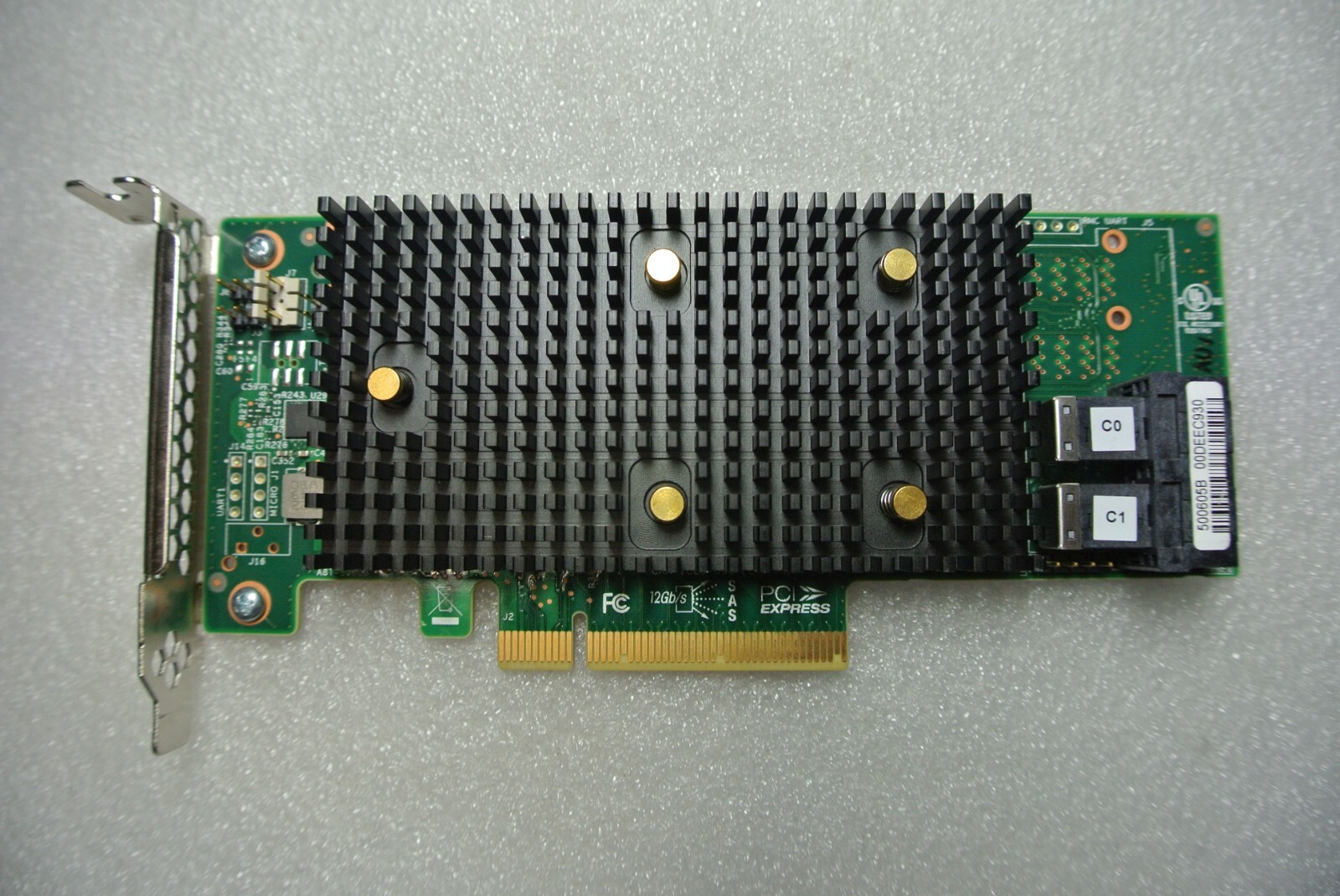 IBM LENOVO 01KN505 530-8i SAS/SATA 12Gbps PCle 3.0 x8 RAID card SFF LP