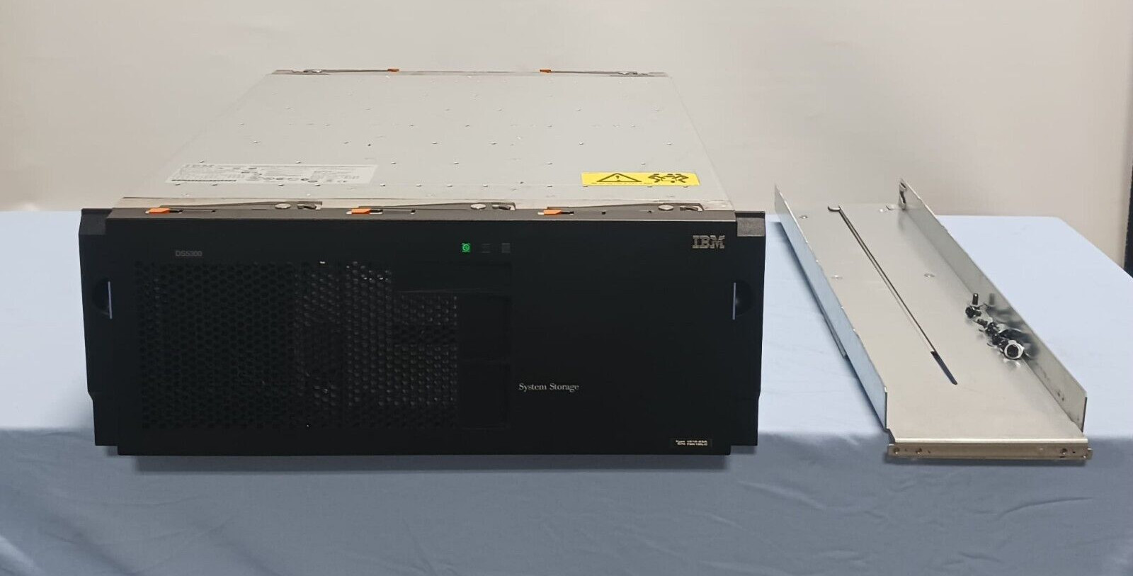 IBM DS5300 System Storage 1818-53A, 46C8862, 46C8863, 46C8869, 46C8871, 44E5425