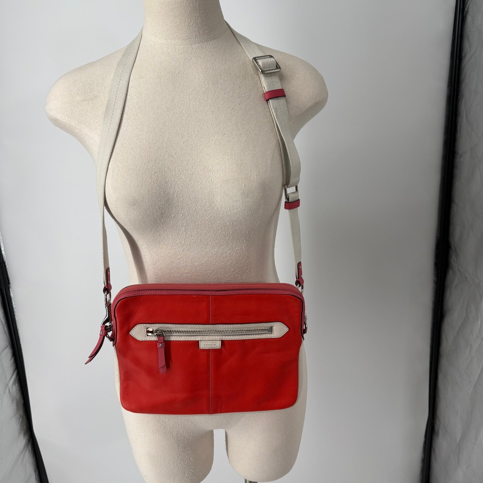 Coach Daisy Spectator Leather Tablet Crossbody Bag Women Orange Ivory