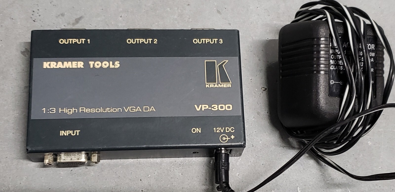 Kramer Tools VP-300 VGA 1:3 High Resolution XGA DA w/ Power *FREE SHIPPING*