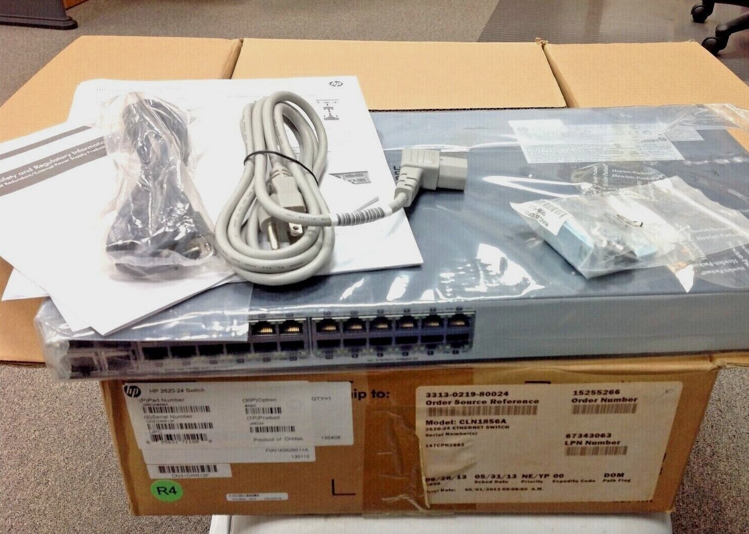 Motorola CLN1856A/HP 2620-24, J9623A 24 Port Rack Mountable Ethernet Switch, NEW