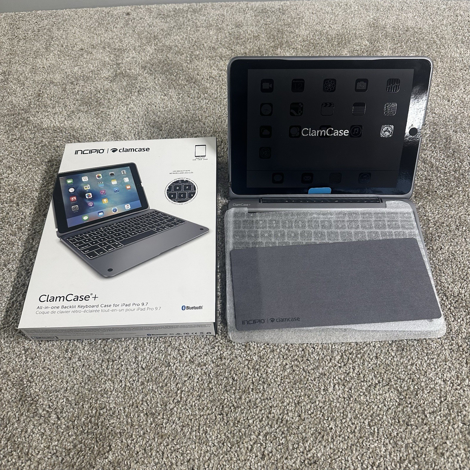 Incipio ClamCase All-in-one backlit keyboard case iPad Pro 9.7 New opened box